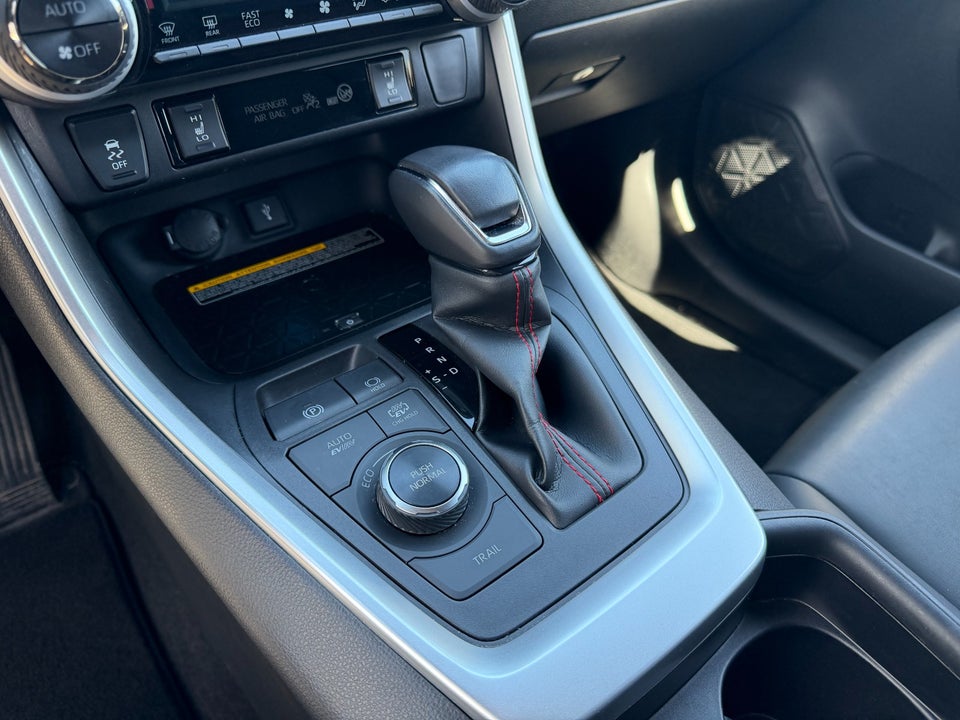 Toyota RAV4 2,5 Plug-in Hybrid H3 Premium AWD-i 5d