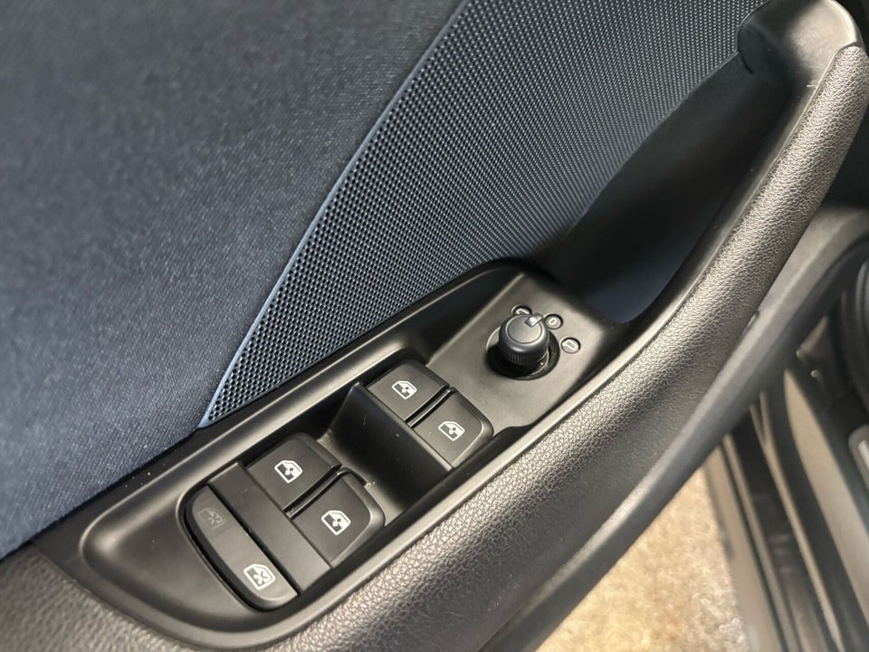 Audi A3 1,4 e-tron Sportback S-tr. 5d