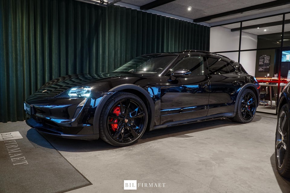 Porsche Taycan 4S Performance+ Cross Turismo 5d