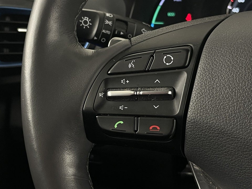 Hyundai Ioniq 1,6 PHEV Premium DCT 5d