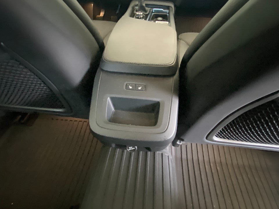 Volvo V90 2,0 D3 150 Momentum 5d