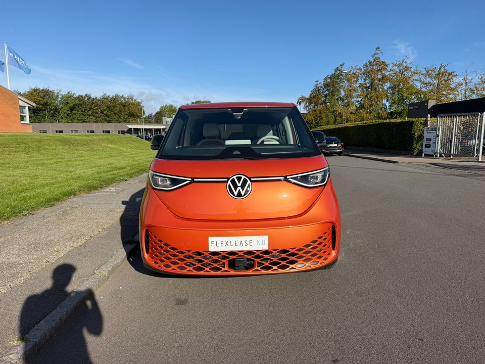 VW ID. Buzz 77 Pro SWB 5d