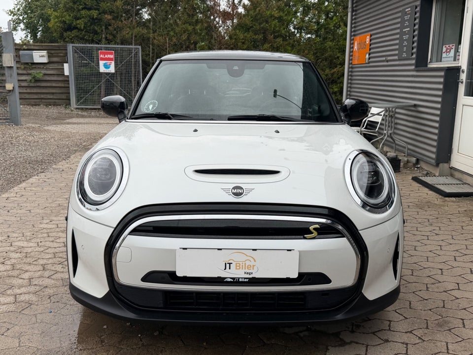 MINI Cooper SE Maximise 3d