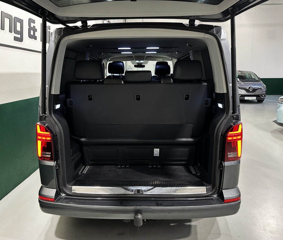 VW Multivan 2,0 TDi 199 Highline DSG kort