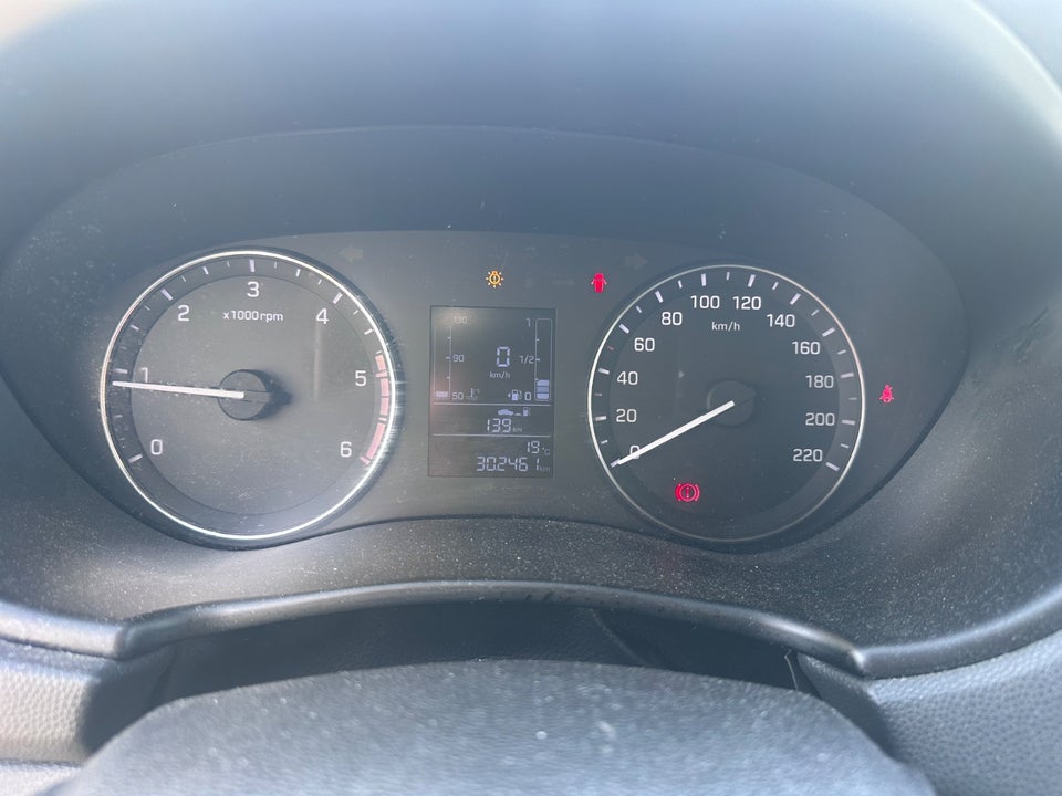 Hyundai i20 1,1 CRDi 75 EM-Edition 5d