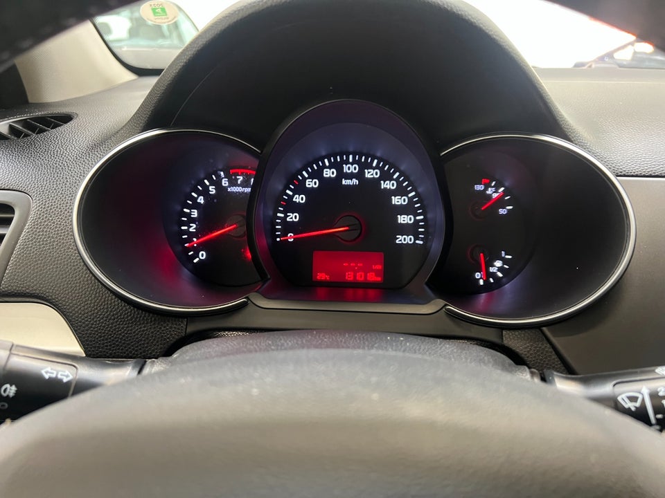 Kia Picanto 1,0 Attraction 5d