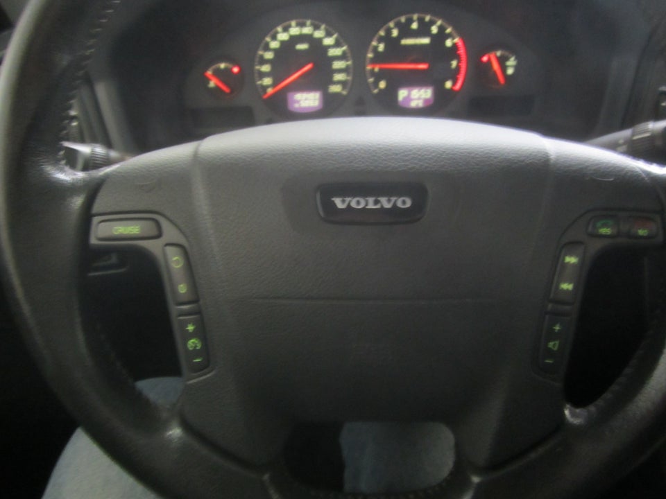 Volvo V70 2,3 T5 aut. 5d