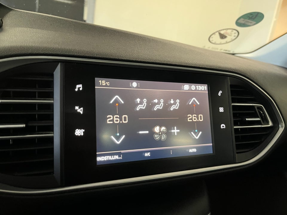 Peugeot 308 1,6 BlueHDi 120 Allure Sky SW 5d