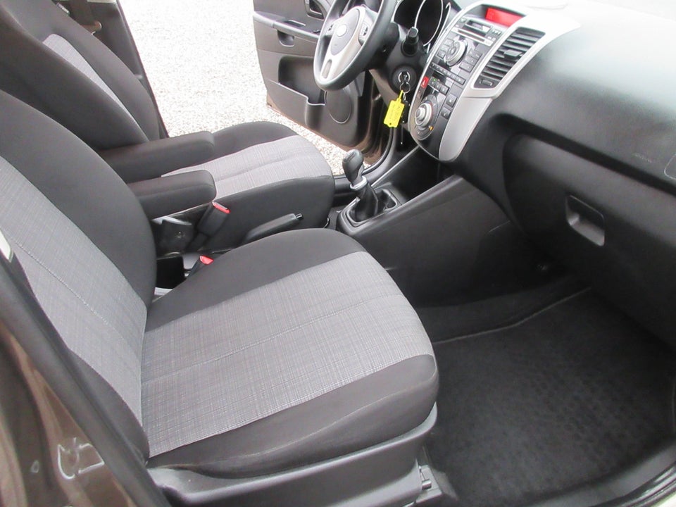 Kia Venga 1,6 CVVT Motion+ 5d