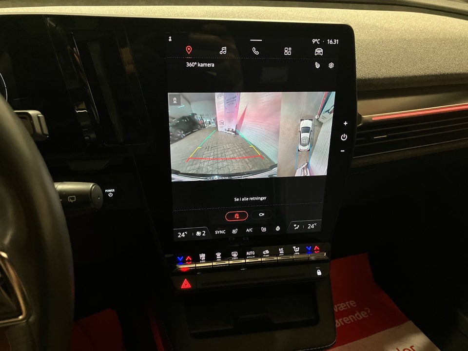 Renault Megane E-Tech 60 Techno 5d