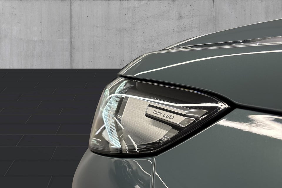 BMW iX1 xDrive30 M-Sport 5d