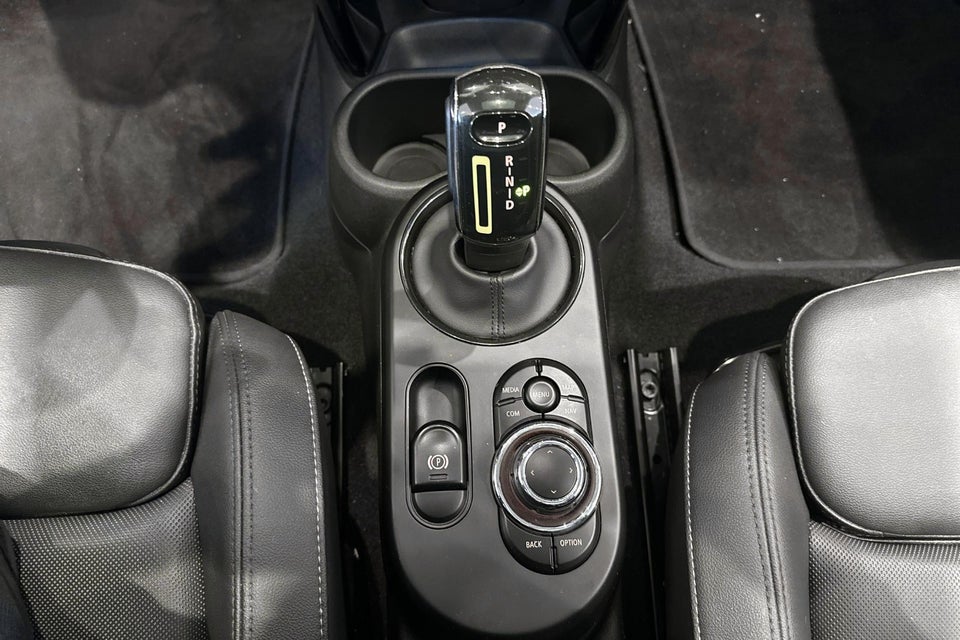 MINI Cooper SE Edition Premium Plus 3d