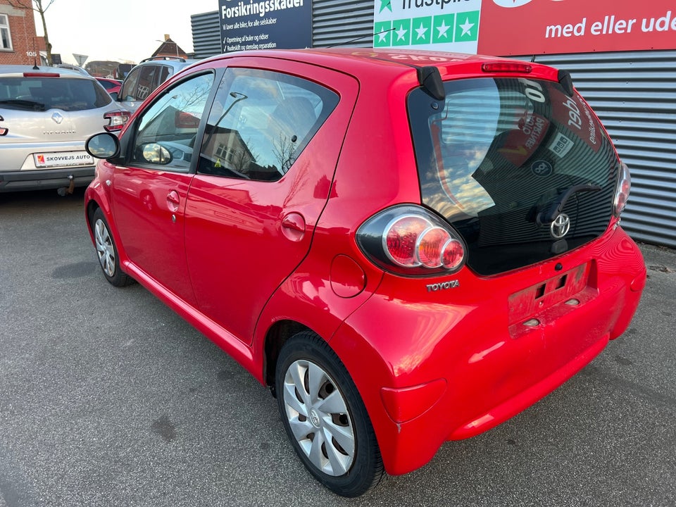 Toyota Aygo 1,0 VVT-i T1 5d