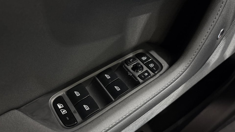 Polestar 2 Standard Range 5d