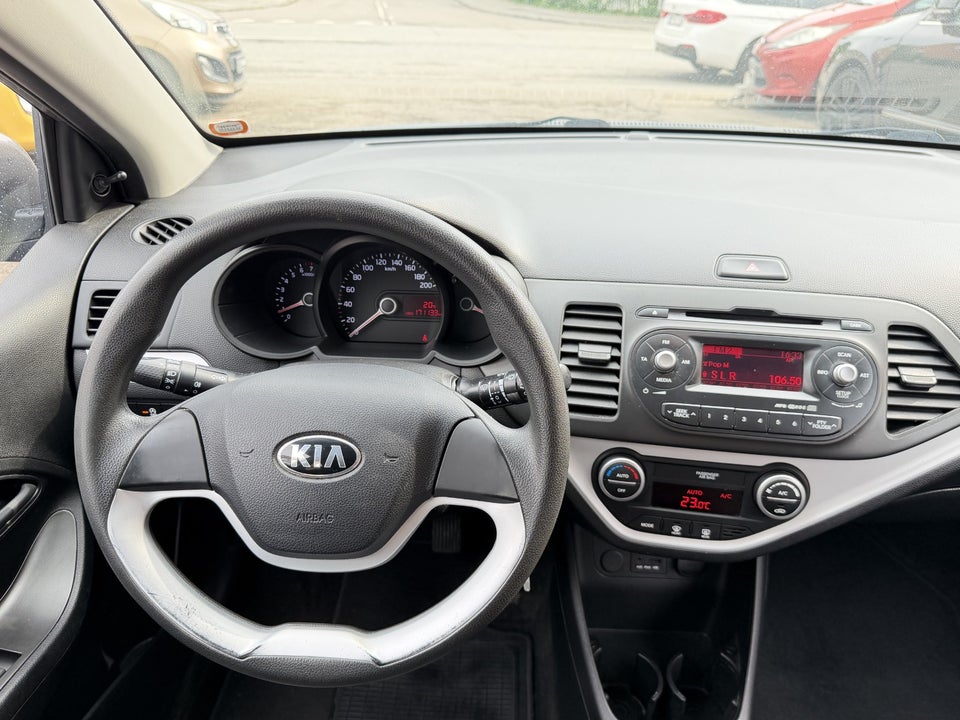 Kia Picanto 1,0 World Cup Eco Clim 5d