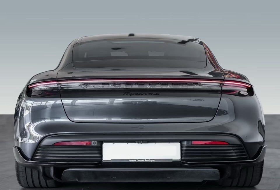 Porsche Taycan 4S Performance+ 4d