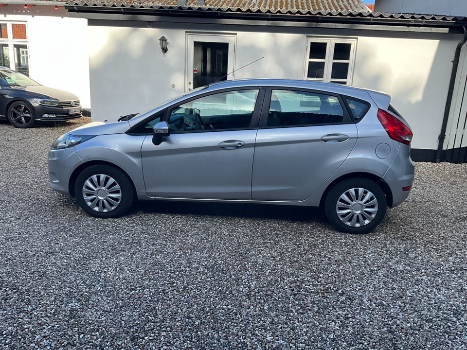 Ford Fiesta 1,6 TDCi 90 ECO 5d