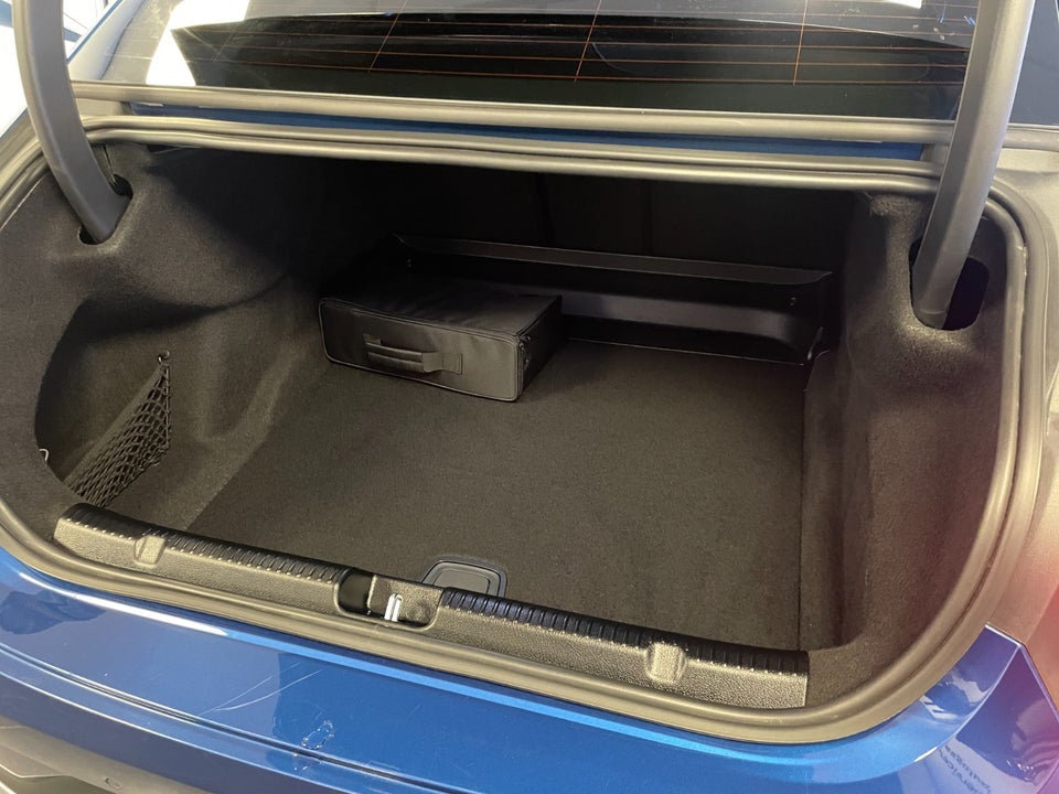 Mercedes EQE350+ Electric Art 4d