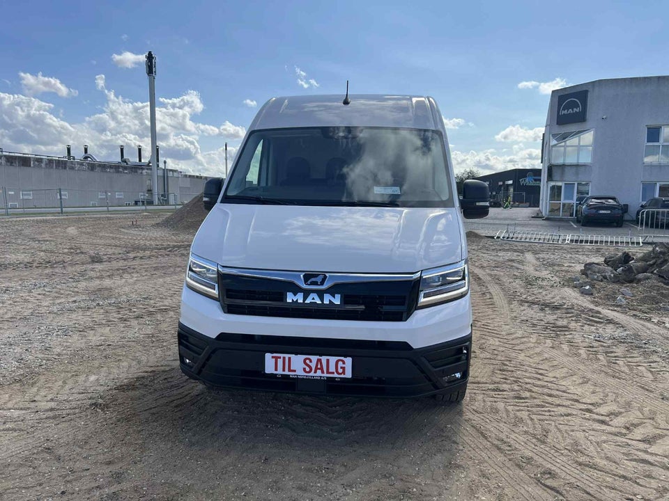 MAN TGE 2,0 3.160 Kassevogn L3H3 aut. RWD