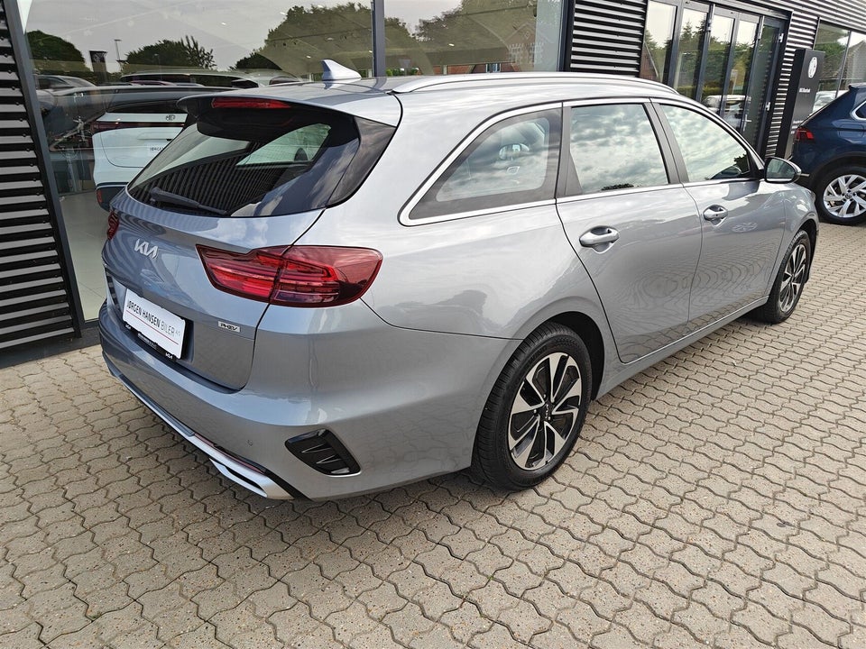 Kia Ceed 1,6 PHEV Prestige SW DCT 5d