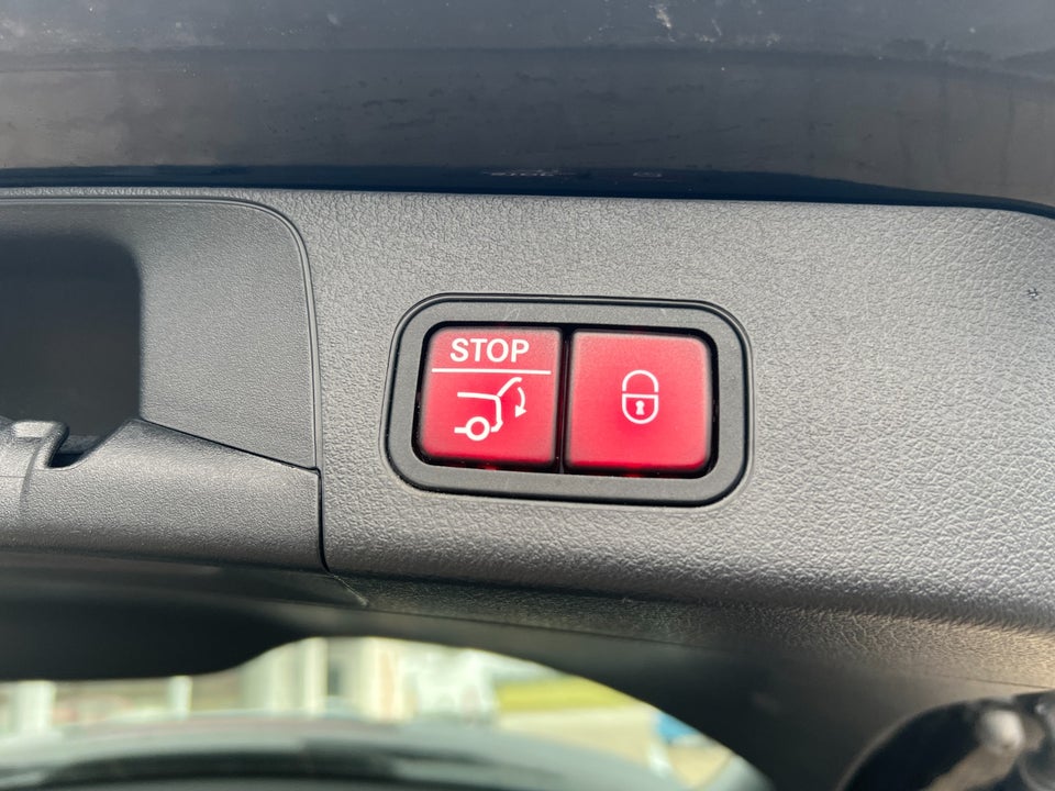 Mercedes EQB300 Progressive 4Matic 5d