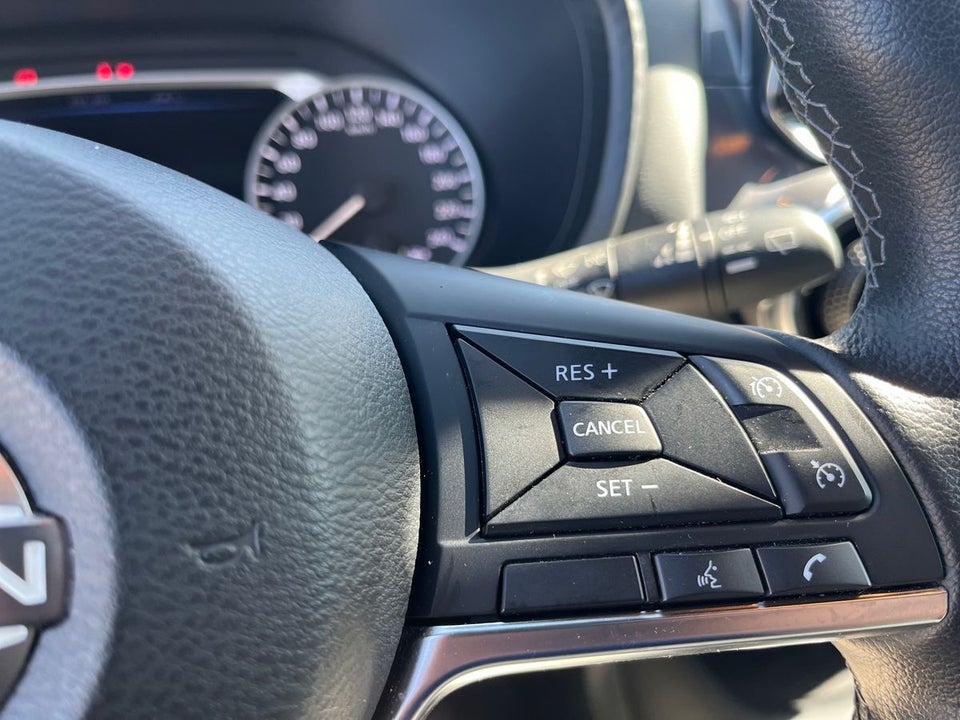 Nissan Juke 1,0 Dig-T 114 N-Connecta 5d