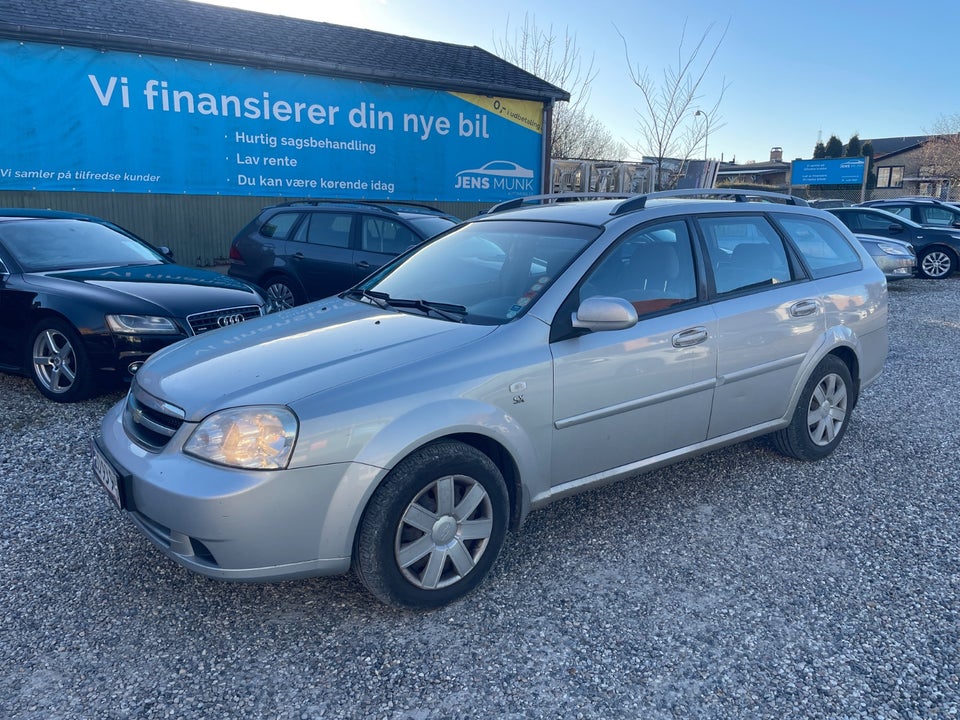 Chevrolet Nubira 1,6 SX stc. 5d