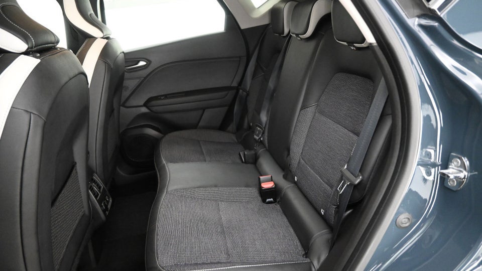 Renault Captur 1,3 TCe 140 Intens EDC 5d