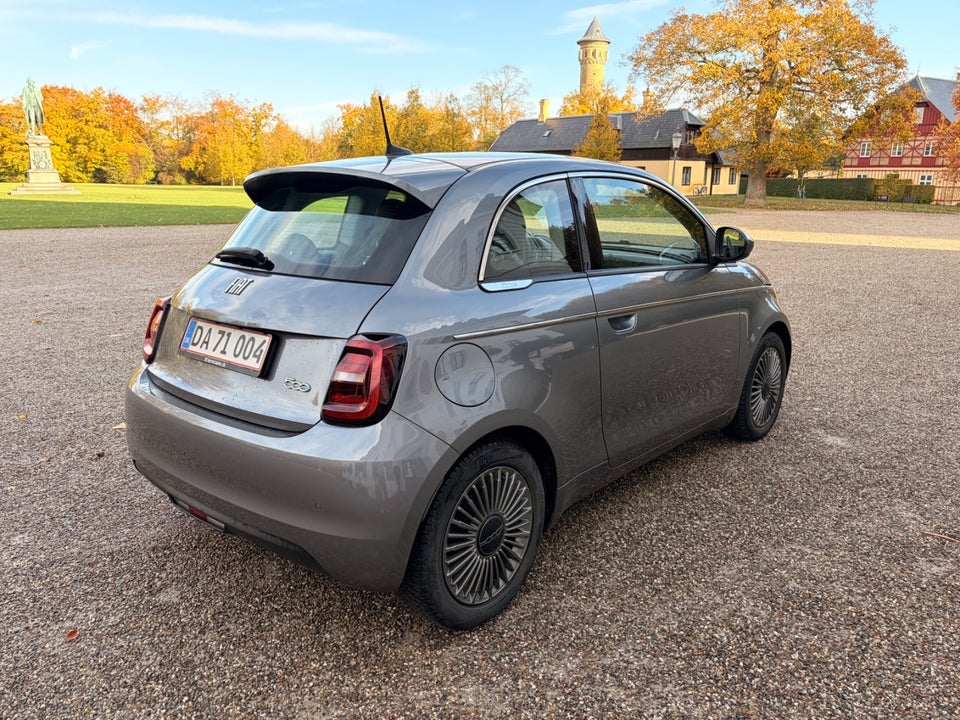 Fiat 500e 42 Icon 3d