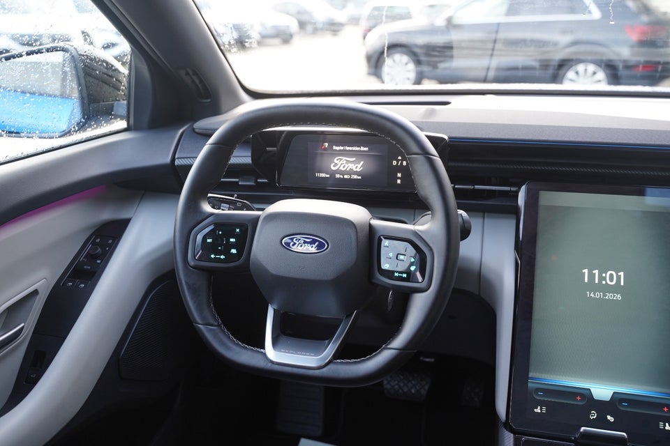 Ford Explorer 84 Select Extended Range AWD 5d