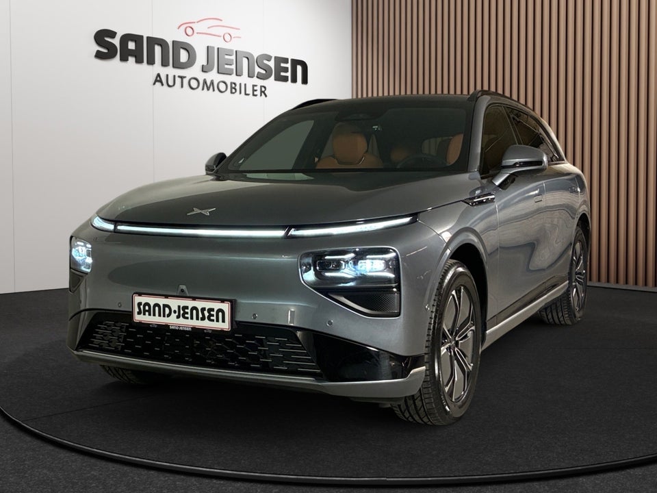 Xpeng G9 Standard Range 5d