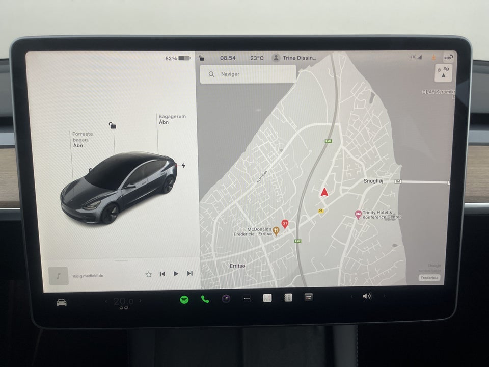 Tesla Model 3 Long Range AWD 4d