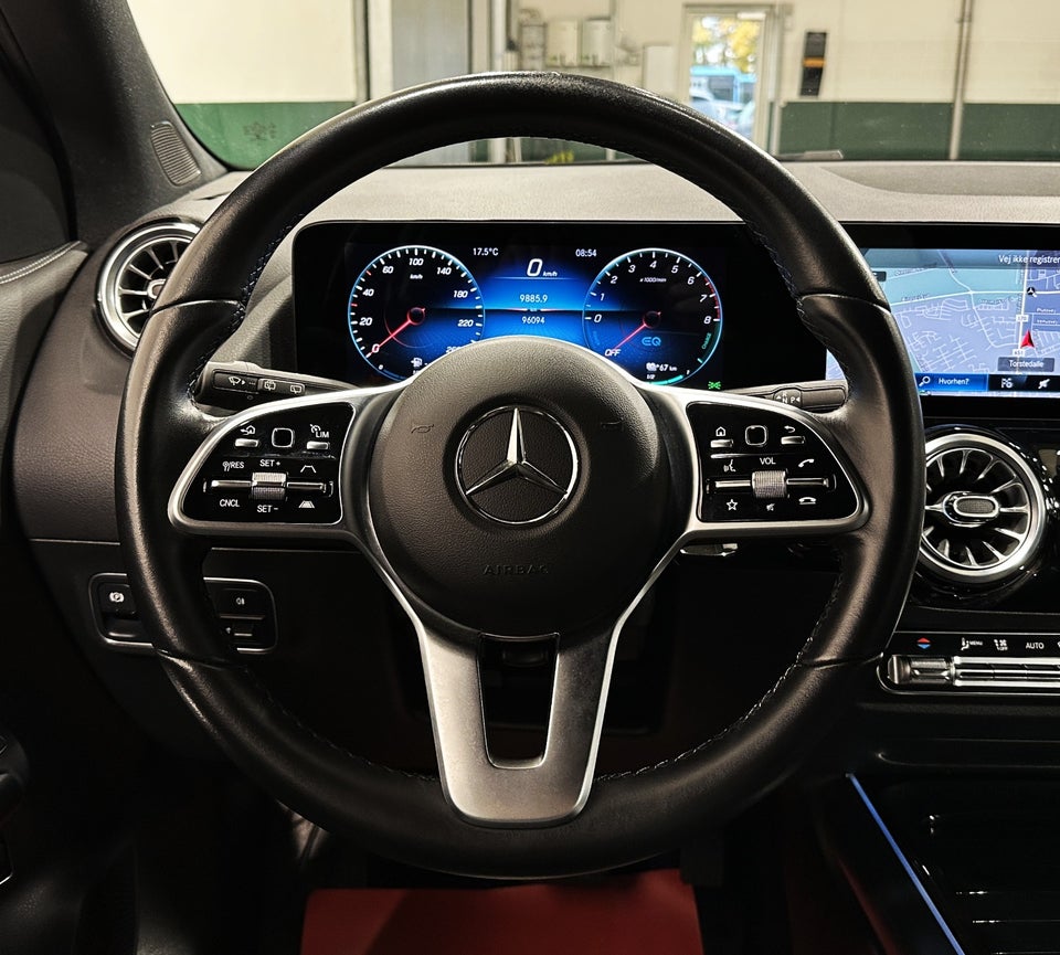 Mercedes GLA250 e 1,3 Progressive aut. 5d