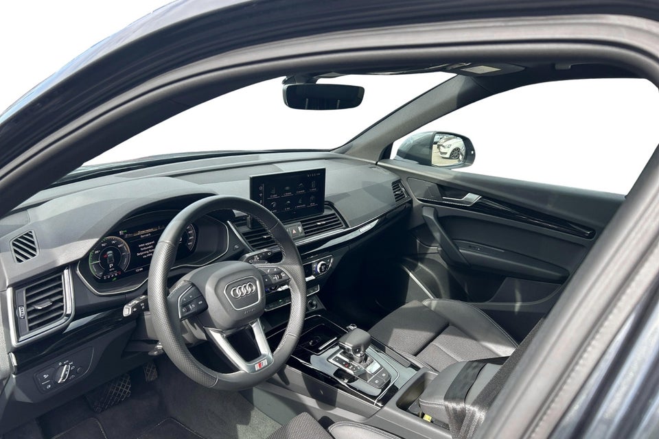 Audi Q5 50 TFSi e S-line quattro S-tr. 5d