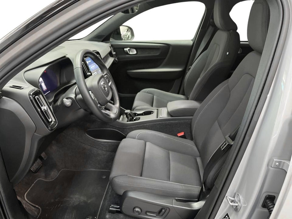 Volvo EX40 Extended Range Plus 5d