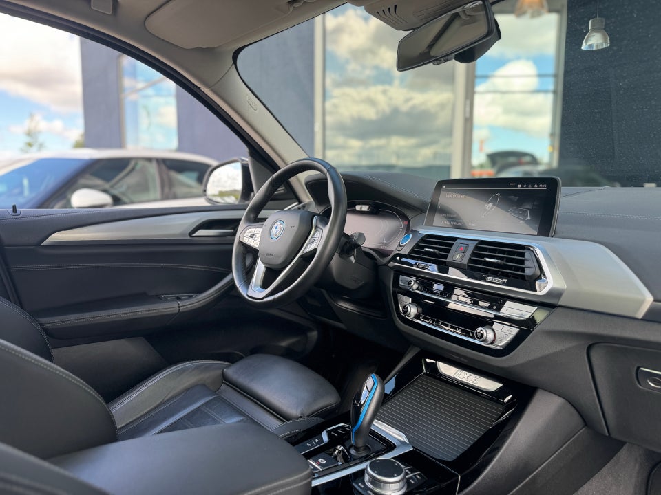 BMW iX3 Charged Plus 5d