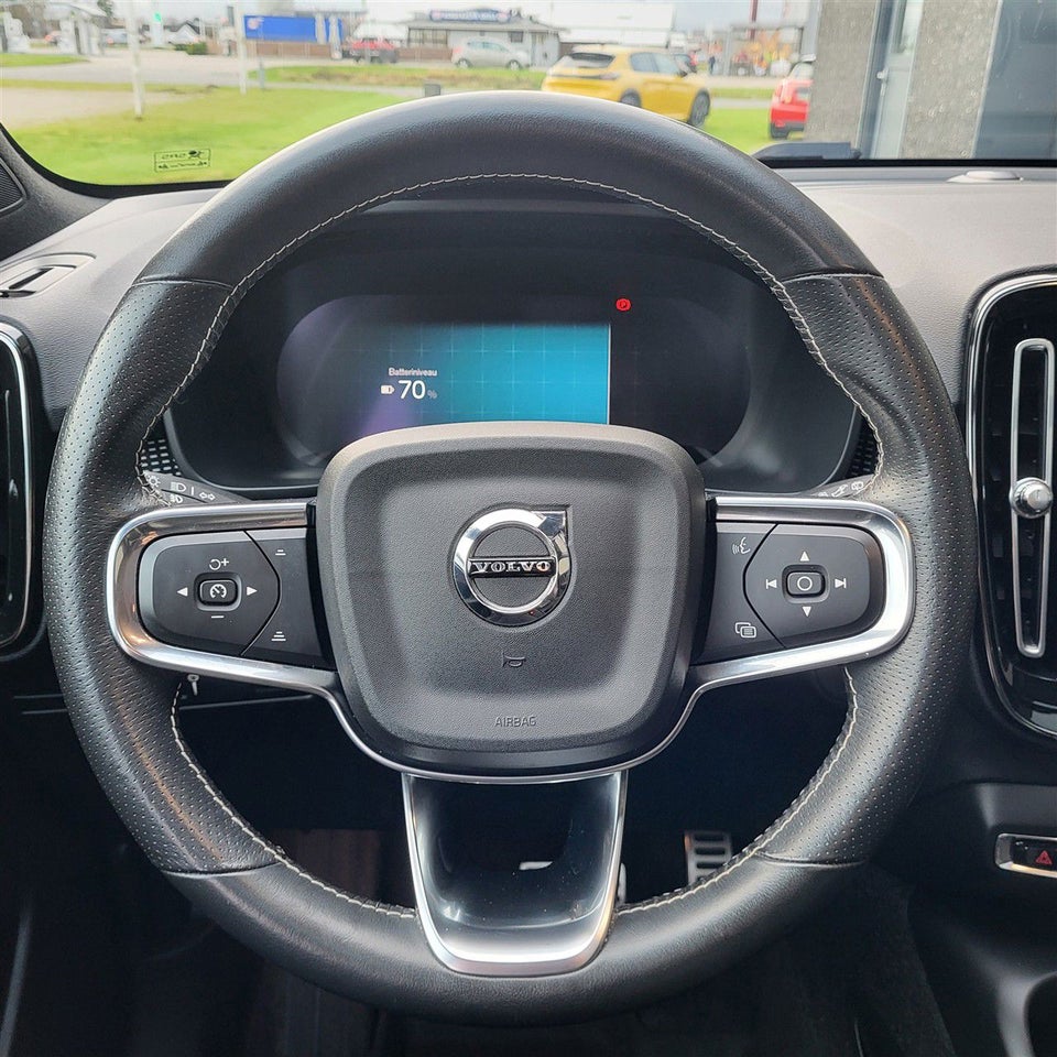 Volvo XC40 P8 ReCharge Twin R-Design 5d