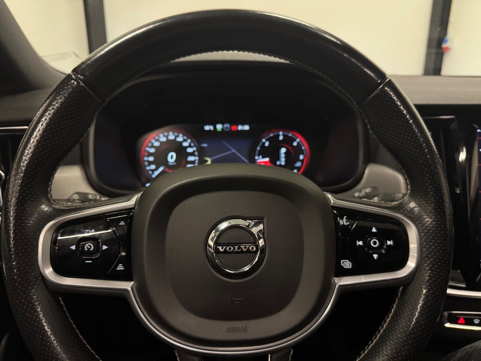 Volvo V90 2,0 D5 235 R-Design aut. AWD 5d