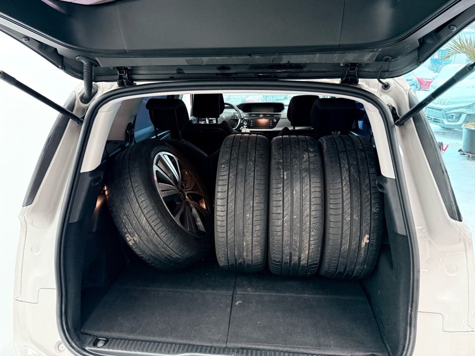 Citroën Grand C4 SpaceTourer 1,2 PureTech 130 Platinum LTD 7prs 5d