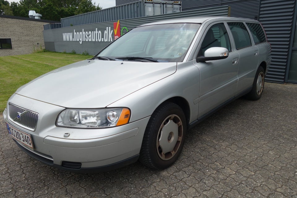 Volvo V70 2,4 140 Classic 5d