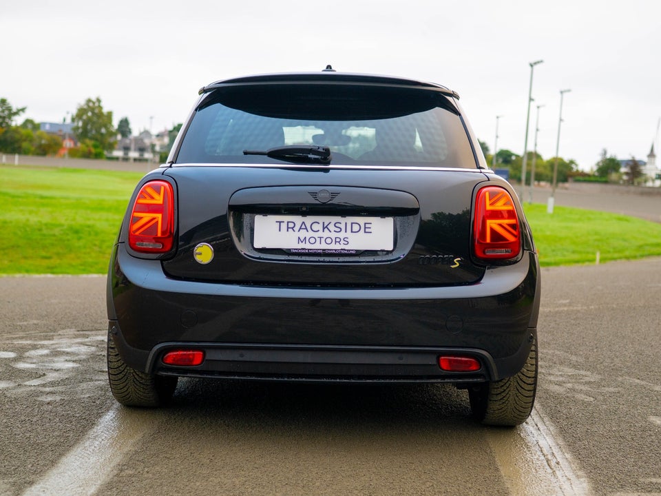 MINI Cooper SE Classic Trim 3d