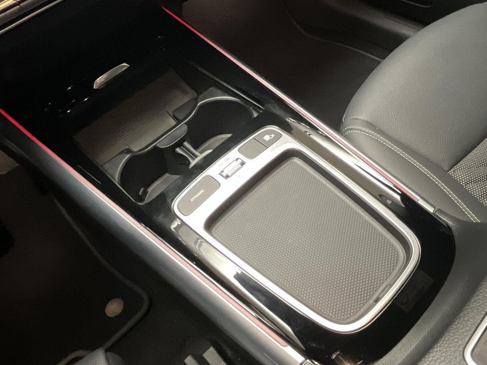 Mercedes EQA300 Progressive 4Matic 5d