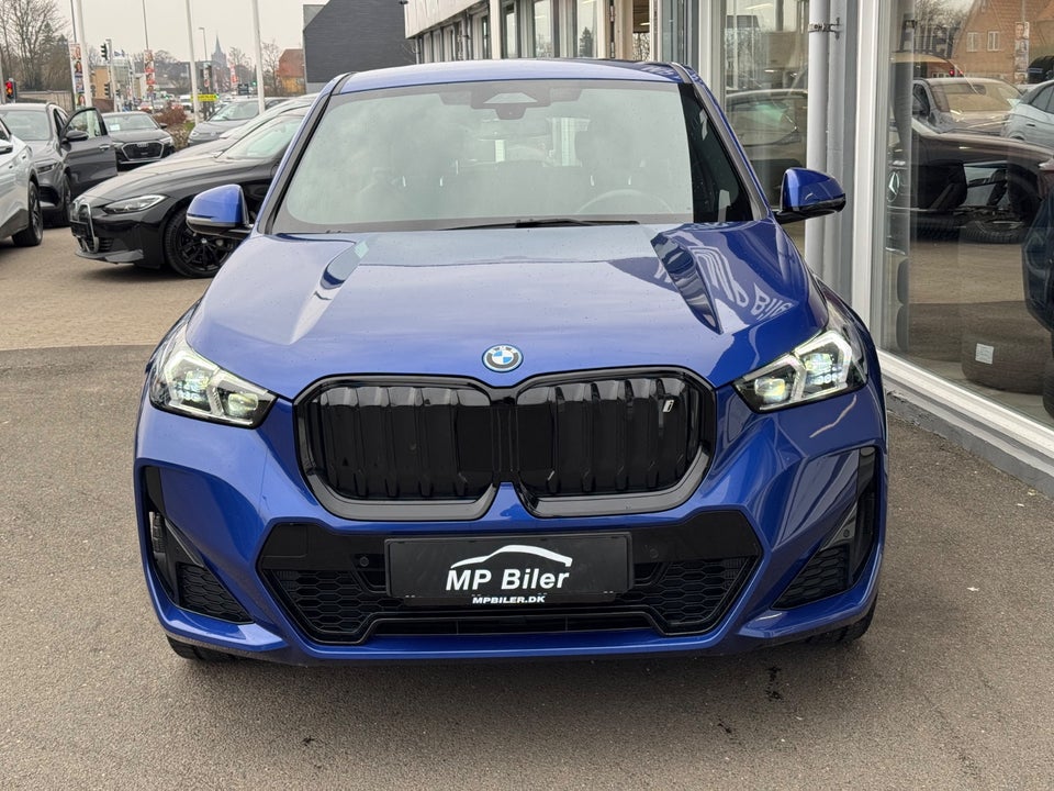 BMW iX1 xDrive30 M-Sport 5d