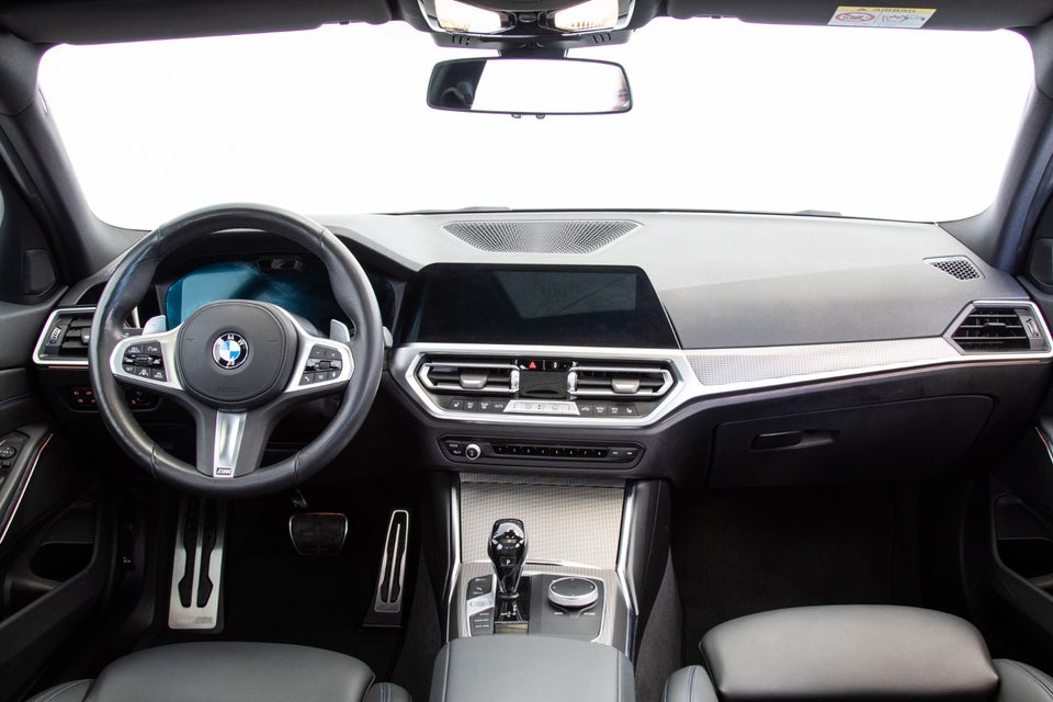 BMW 330i 2,0 M-Sport aut. 4d