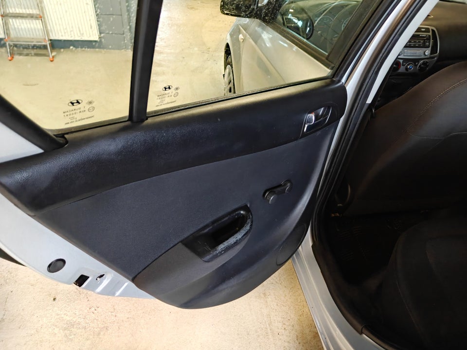 Hyundai i20 1,25 Classic XTR 5d