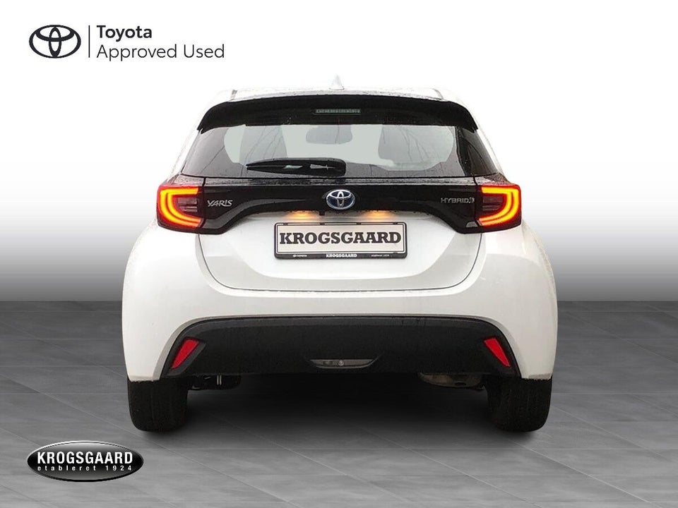 Toyota Yaris 1,5 Hybrid Active Tech e-CVT 5d