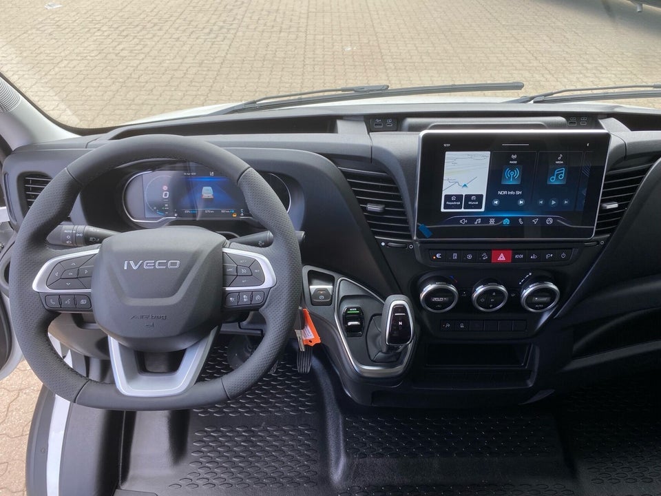 Iveco Daily 3,0 35S18 12m³ Van AG8