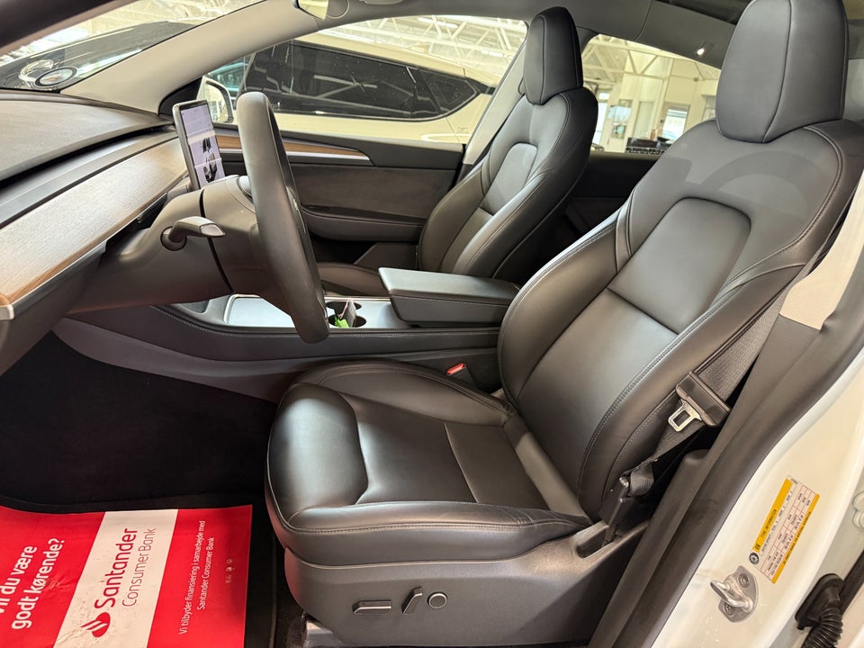 Tesla Model Y Long Range RWD 5d