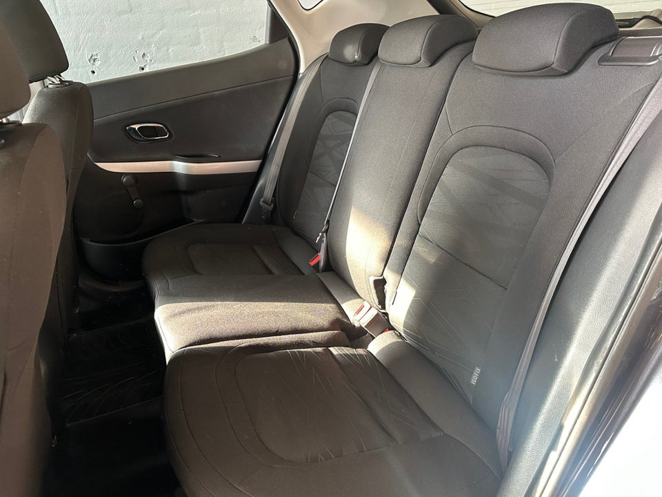 Kia Ceed 1,6 CRDi 136 Style 5d