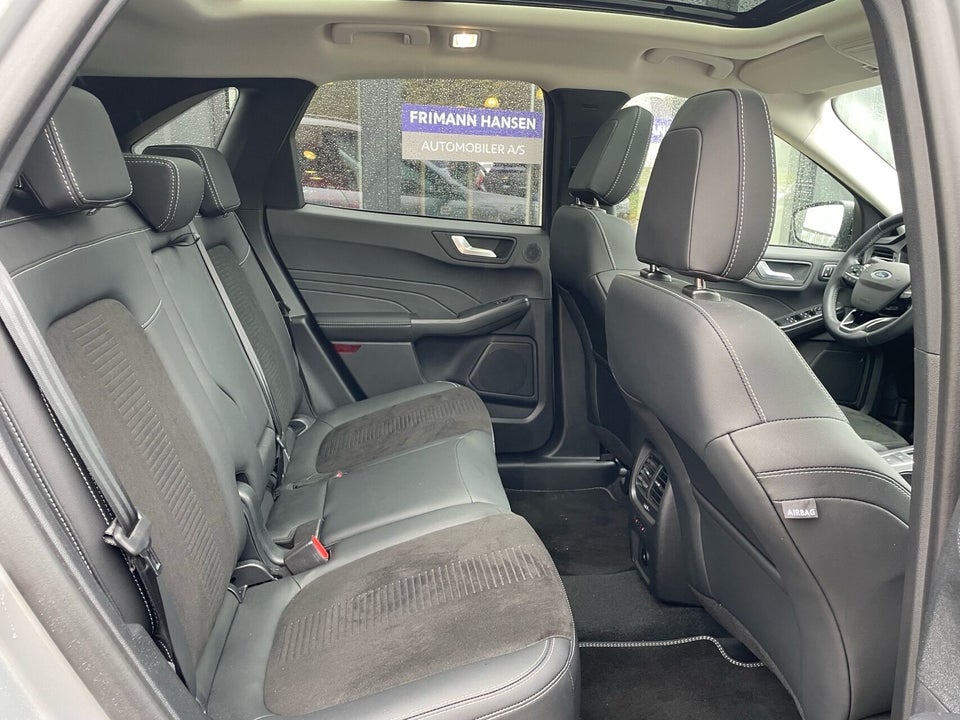 Ford Kuga 2,5 PHEV Active X CVT 5d